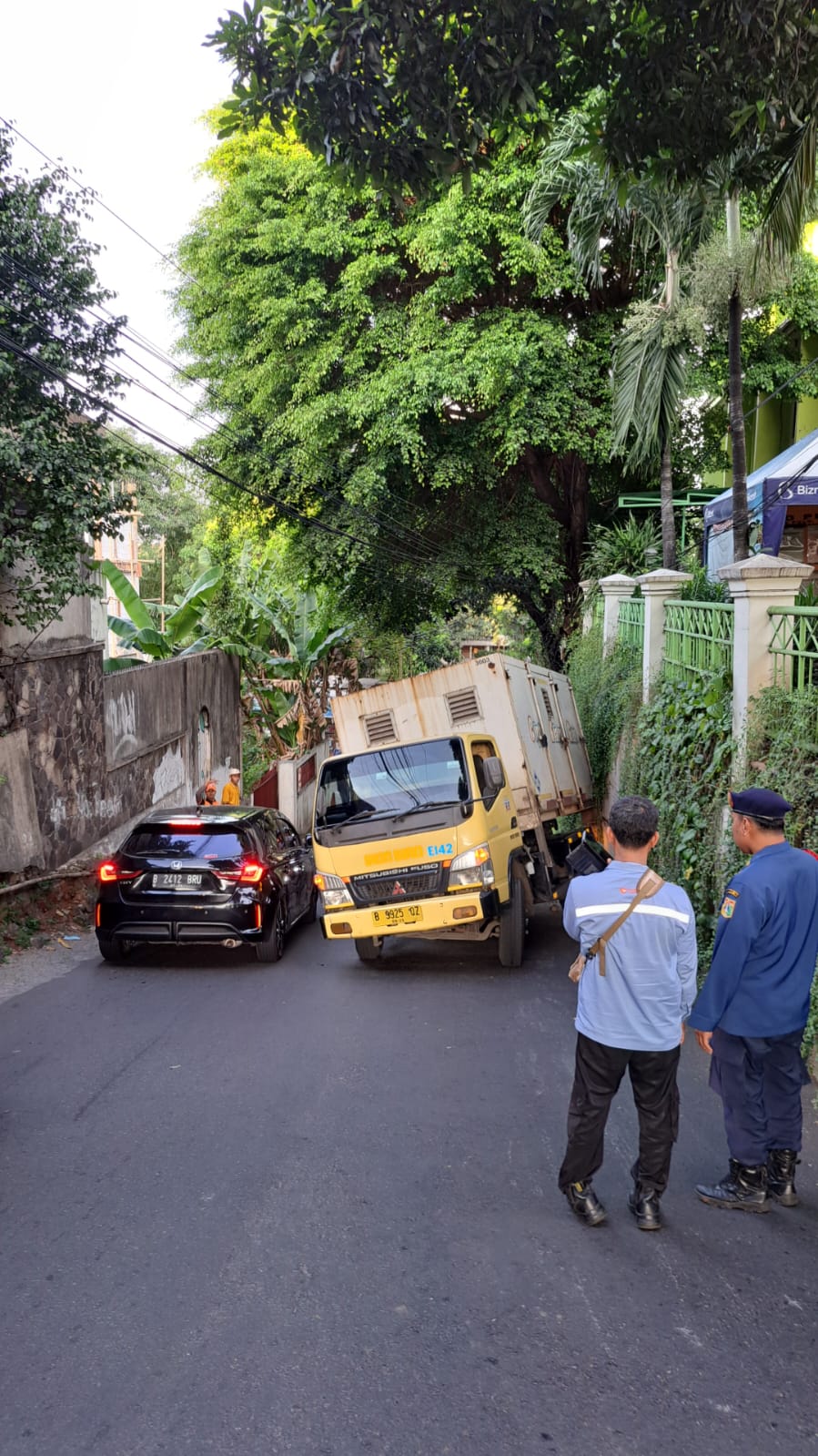 Kecelakaan Lalu lintas di Jalan Prapanca 5 Wilayah Kebayoran Baru Jakarta Selatan