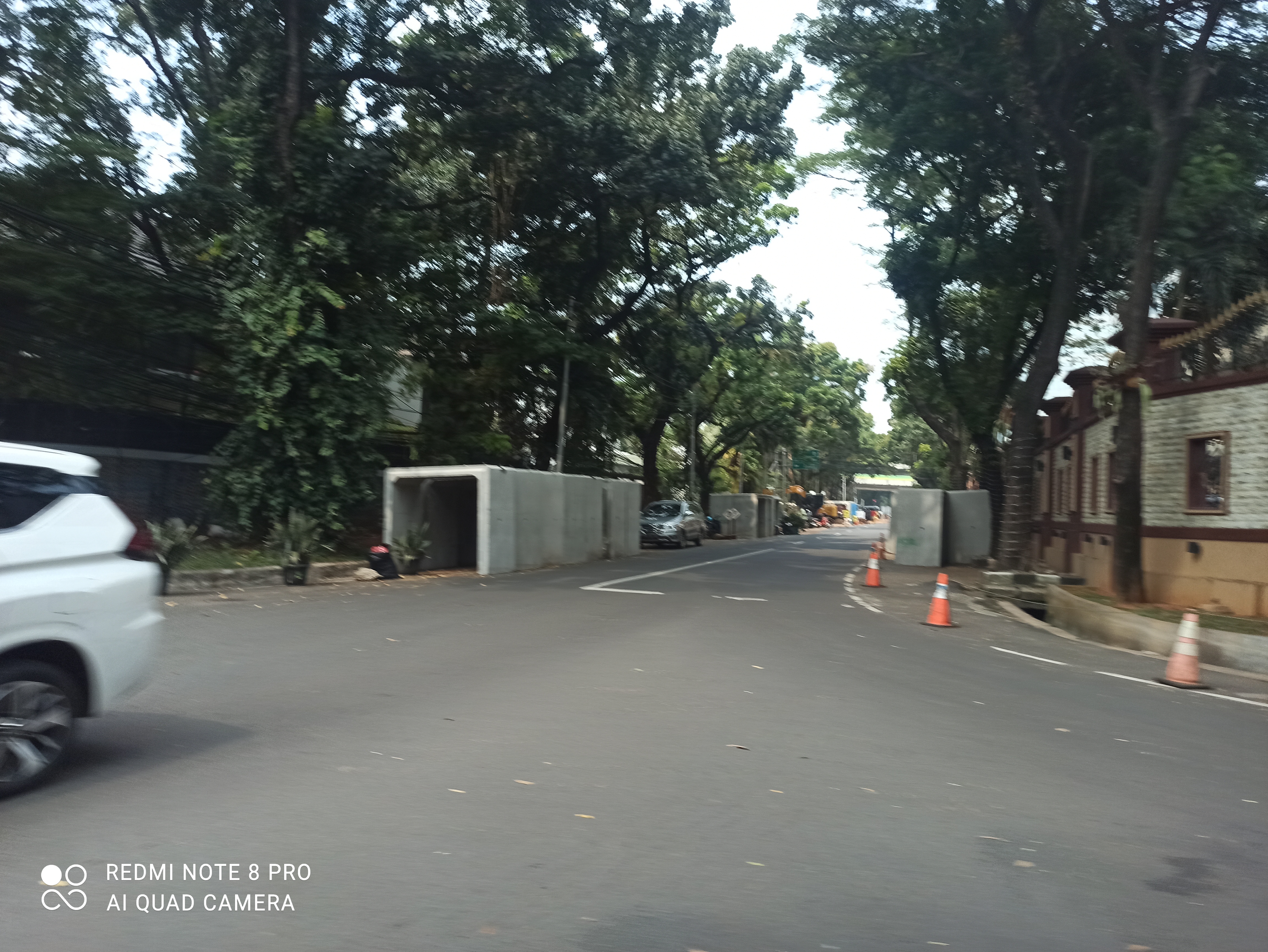 Drainase di Jalan Adityawarman Wilayah Kebayoran Baru Jakarta Selatan
