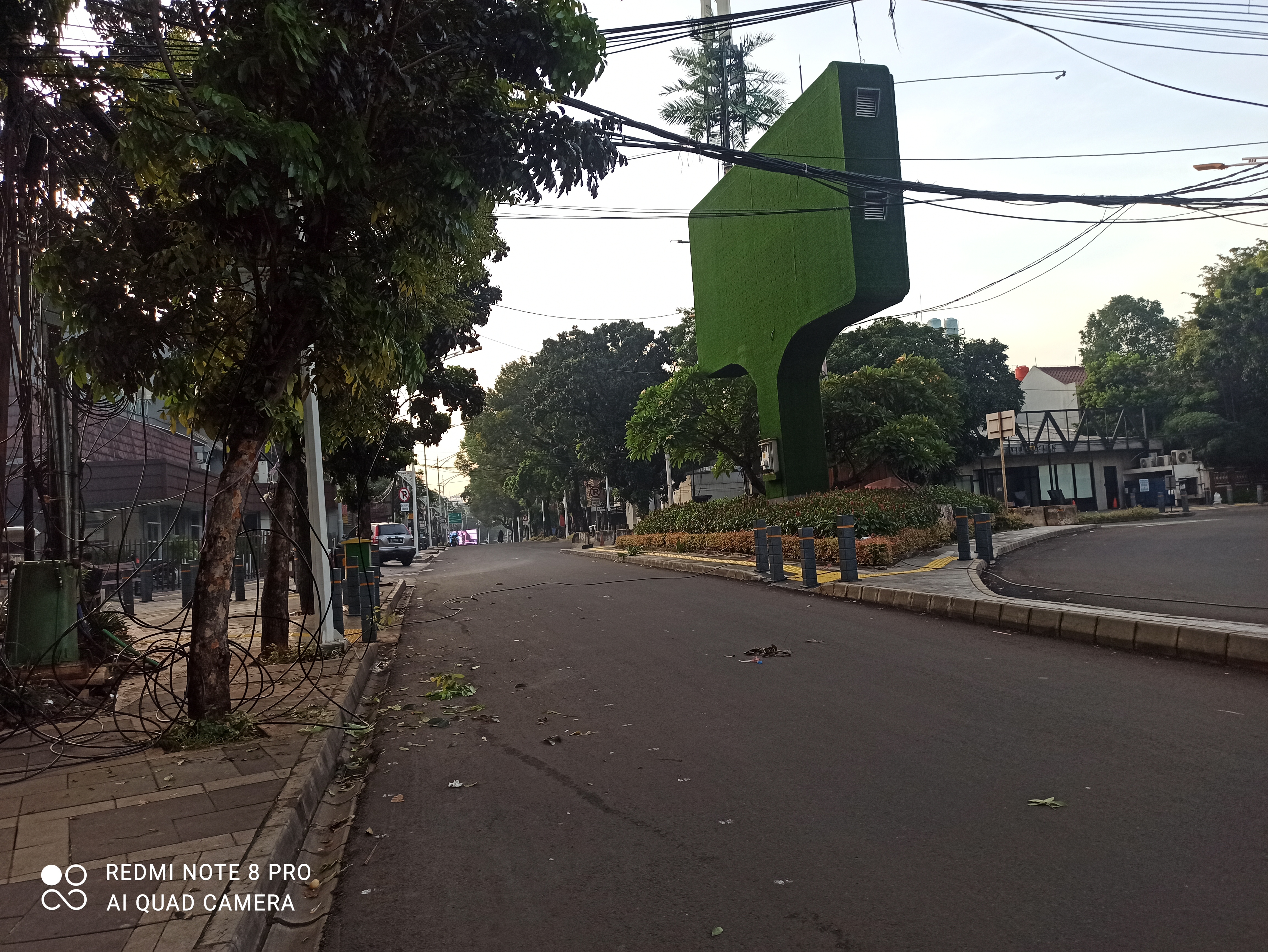 Pembuatan SJUT di Jalan Senopati Wilayah Kebayoran Baru Jakarta Selatan